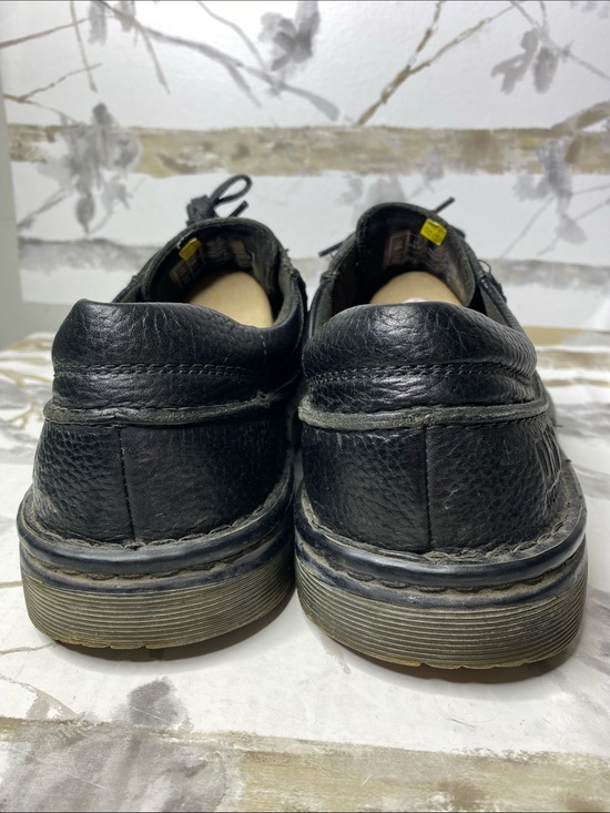 Dr Martens Hampshire Mens Shoes main image 4